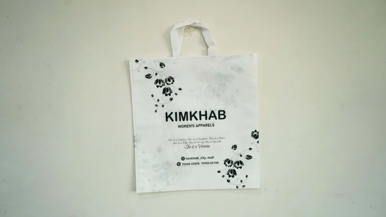 Custom BOPP/non-woven shopping bag manufactured by Shiva PolyFab, design 18